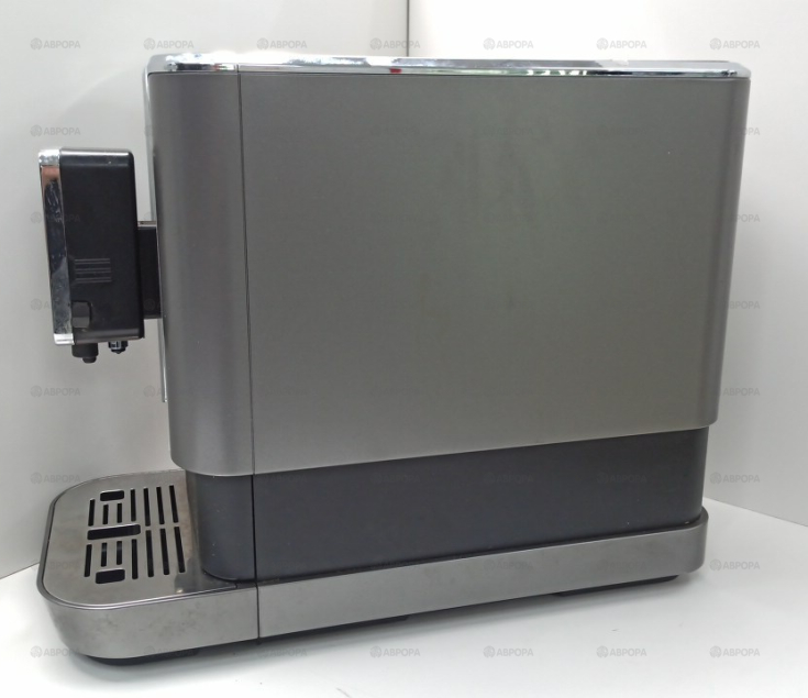 Кофемашина автоматическая Red Solution Colomba RCM-1550