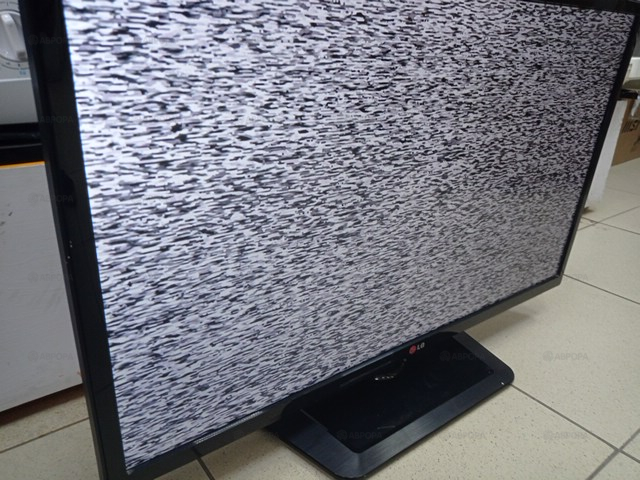 Телевизор LG 32LS345T