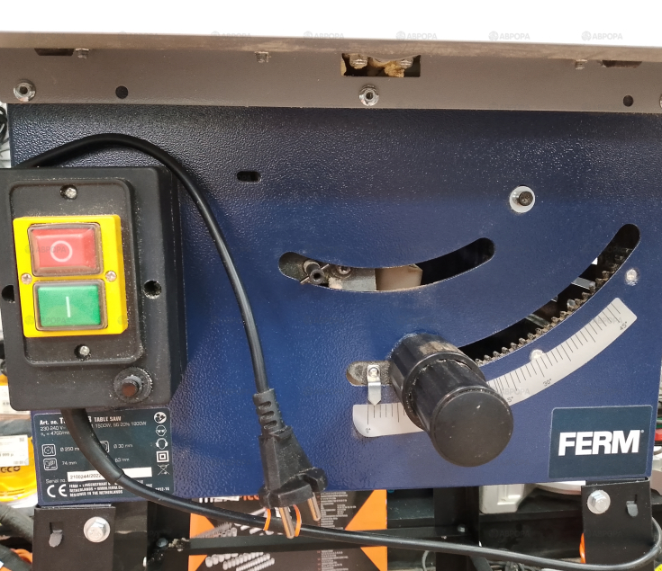 Циркулярная (дисковая) пила Ferm TSM1033