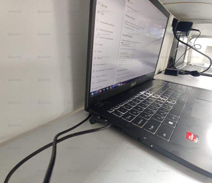 Ноутбук MSI Modern 15 B5M-001XRU