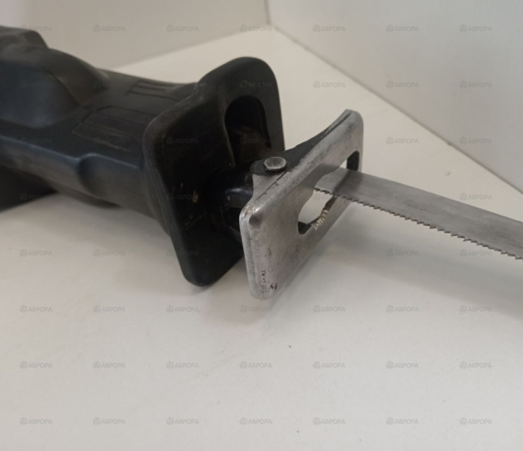 Сабельная пила Makita M4501